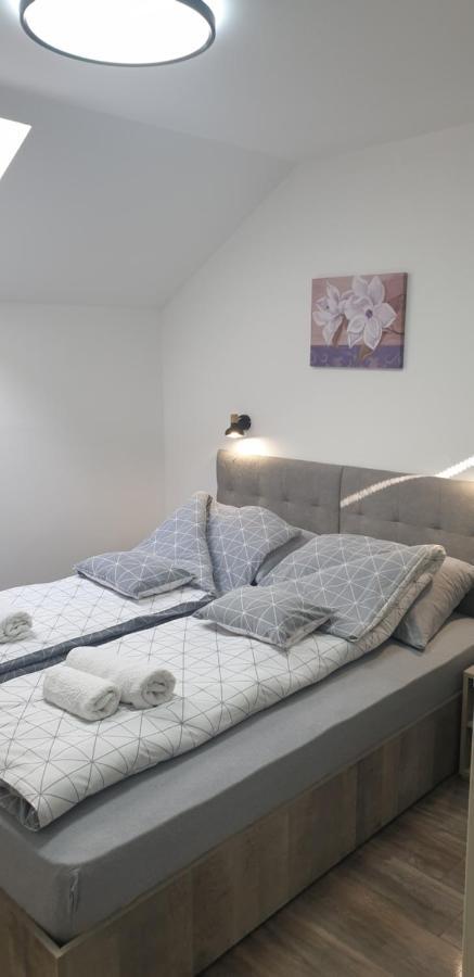Apartmani Statik Sd Szendrő Kültér fotó